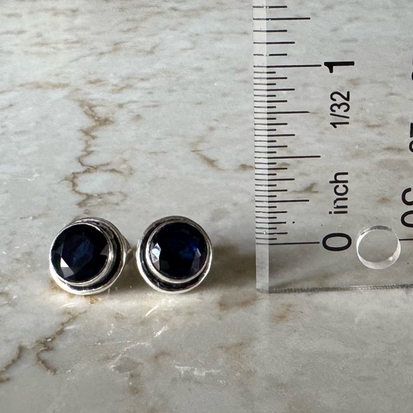 NWOT Sundance Thetis Stud Earrings, Blue Tanzanite, Sterling Silver - Picture 5 of 5